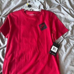 Youth Medium boys jordan t shirt